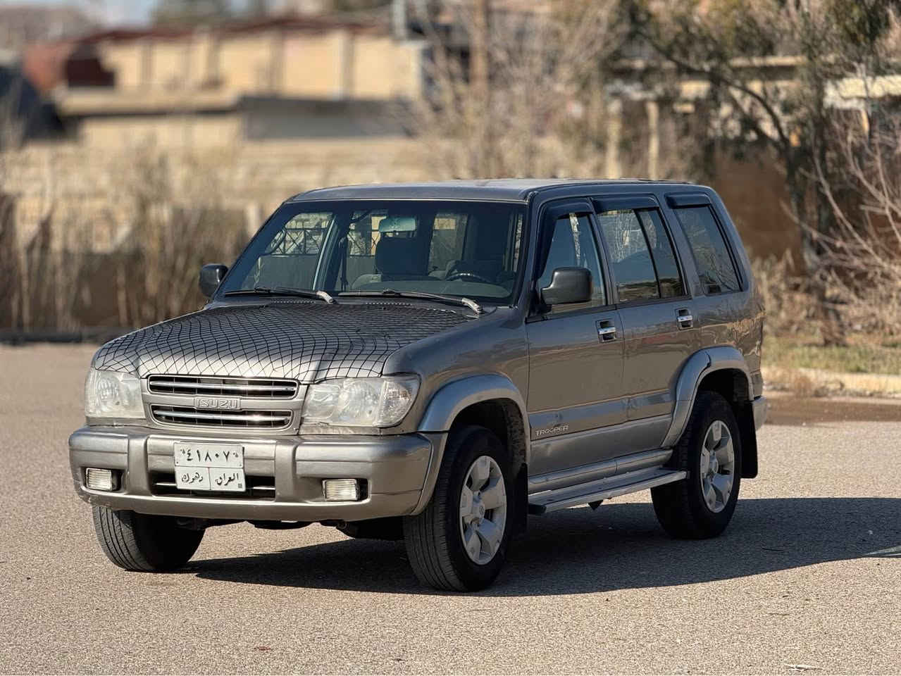 تةنها ٦٨ وةرةقة 😱 ٥ وةرةقة غةرامه 

ئايسوزو ٢٠٠٠ فول مواسةفاتة بةس سلايت نيية رةقةم اصلية تةحويل و وةكالةي بةشةرتة بي بوياغة سةيارةكة دوو شويني تةعديلة گيرو مةكينةي بةشةرتة دةبل ئةكسلي بةشةرتة سةيارةكة نموونةية لة جواني ٤ تاية و ويلي نويي لةژيرة ناو داخيلي سفر سفرة وةك شةريكة ماوة ٥ وةرةقةي غةرامه لةسةرة يةكسةر بيگيرةوة لةدواي مةعمةلة 

سعري// ٦٨ وةرةقة
شوين// كؤية 
*********** كويسينجاك, أربيل
