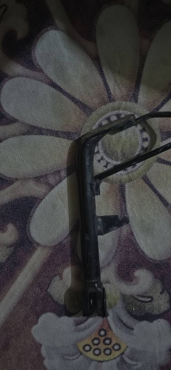سلام عليكم قطع pcx  بلادي مال تفصيخ للبيع
كشن جيل 2. سعر 70 الف
جامه جيل 2 بلادي. 20 الف
يدات بريك جيل ثاني بلادي 10 الاف
ستاند صفح جيل ثاني 10 الاف

دبلات خلفي رياضي. 60 الف 
شوته على شكل صلنصه رياضي ترهم من الجيل الاول للثالث وترهم للسكنس

سعر 60

واقية صلنصه جيل ثاني 10 الاف

مكاني بغداد ويوجد توصيل لكل المحافظات. للتواصل اتصال او واتساب

***********
