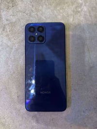 هونر X8 • 128 جيجا • عدسة خلفية مكسورة