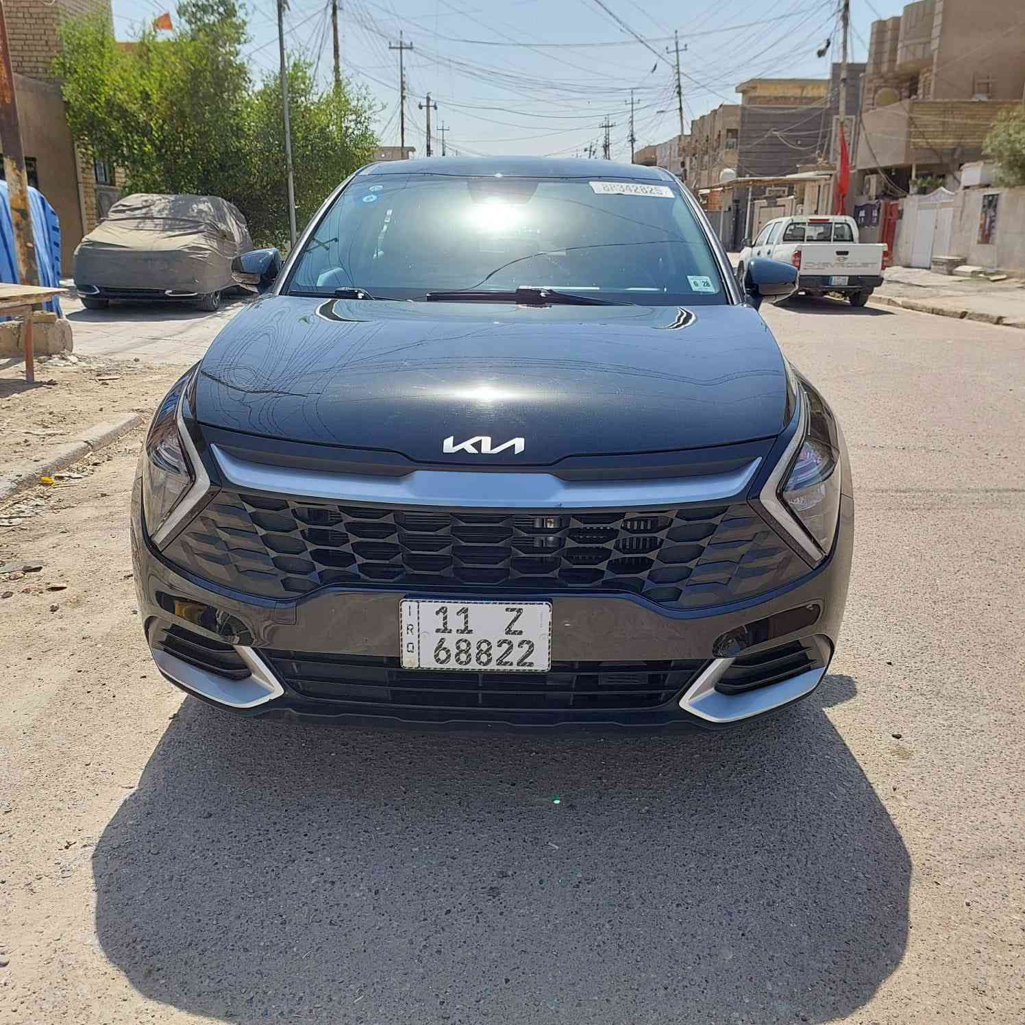 السلام عليكم شباب كيا سبورتج 2023 امريكي هايبرد حادثهة جاملغ خلفي فقط عارضهة ١٩٠  هاذا رقمي ‭٠٧٧١ ١٨٠ ٥٠٥٨‬
