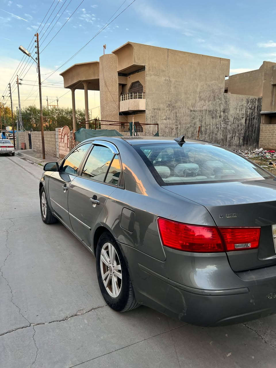 سوناتا 2009 كندي مكينه 2400 مكفولة من الضرر ما عدا 3 قطع تعديل بارد محرك كير بشرط بلادي ما مفتوح رقم سليمانية سنويه بسمي شرط التحويل سيرفس جديد بالكامل دهن محرك دهن كير صدر تايرات جديده سياره مال بيت نضيفه السعر 125 بي مجال بسيط مكاني كركوك ***********
