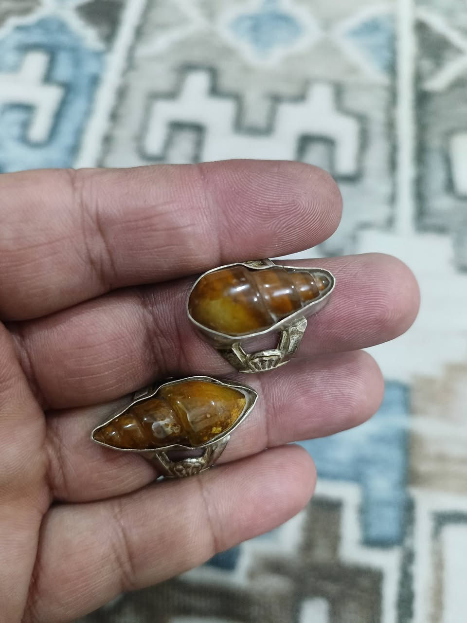 خام طبيعي أصلي شرط صياغه يدوي فضه925
13محبس شلع البيع 500من الأخير شراي على الخاص


**إذا كنت صاحب هذا الإعلان وتريد حذفه لأي سبب، رجاءا أرسل رسالة إلى الدعم الفني**