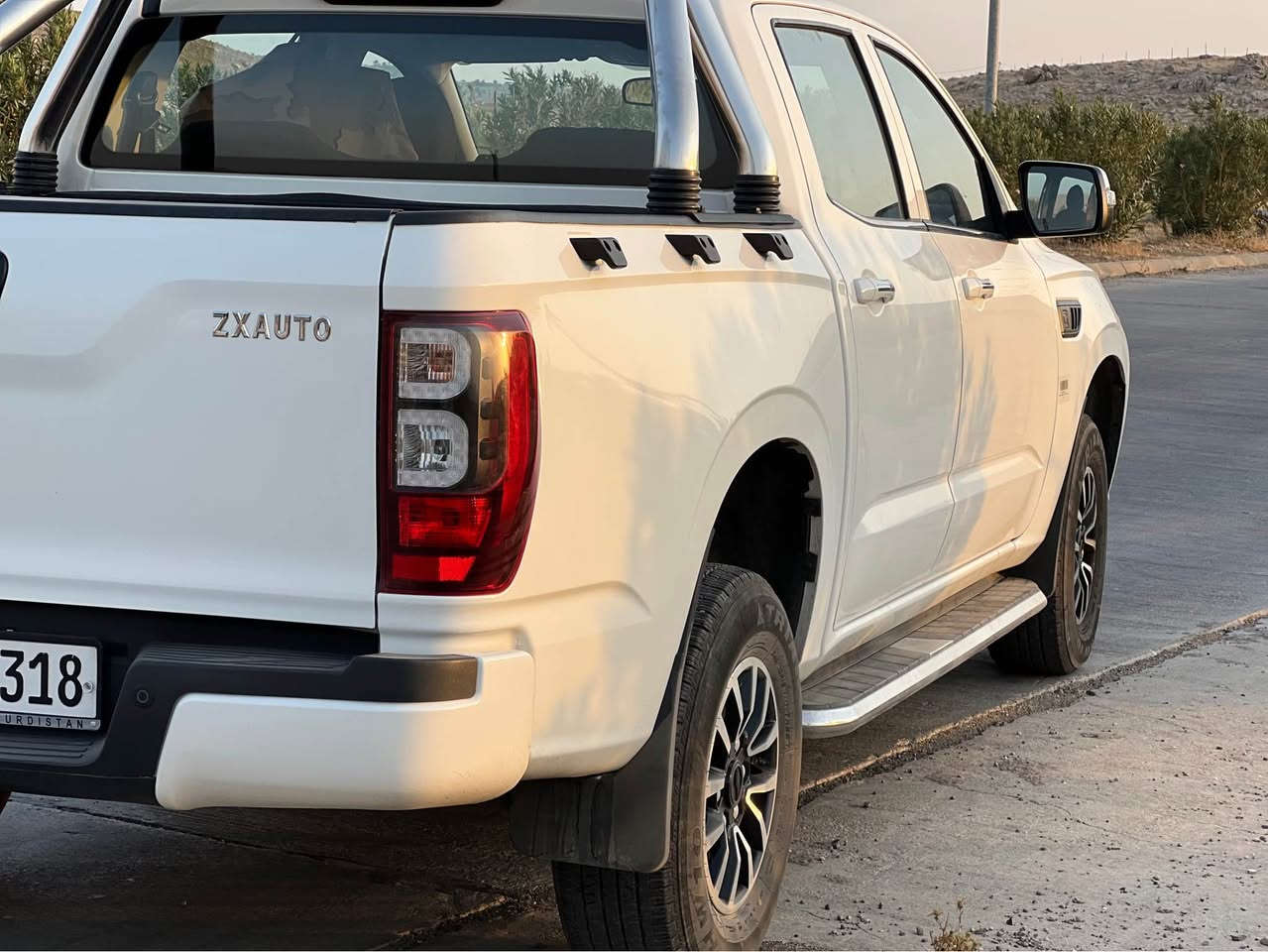 بەناوی خوای گەورە سەیارە zxauto ئەکسلە سەیارەکە گێڕو مەکینە مستبوشی سەیارەکە ٣٥ هەزاری حەقیقی ڕۆیشتووە ٤تایەی لۆکی لەسەرە سەیارەکە ماڵی دۆستە بەناوی خۆمەوەیە یەک قەترە بۆیاخی پێوە نیە داوای ١٥٥ گەڵای لێ ئەکەم مەجالێکی کەمیشی تیایە بۆ پەیوەندی *********** السليمانية, العراق
