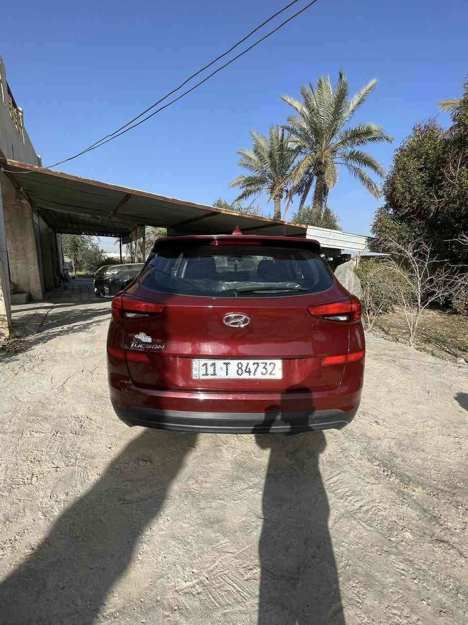 السلام عليكم
توسان موديل 2019 امريكي السياره جاهزه من كل النواحي مكينه كير تبريد تخم تاير صدر حداديه كل جاهز رقم بغداد الجديد وسنويه جديده بيه صبغ قطعه فقط الباقي كفاله عامه السياره مال جناي الف ما ذب عليه السعر152وبيه مجال الشراي 

***********متوفر وتساب
