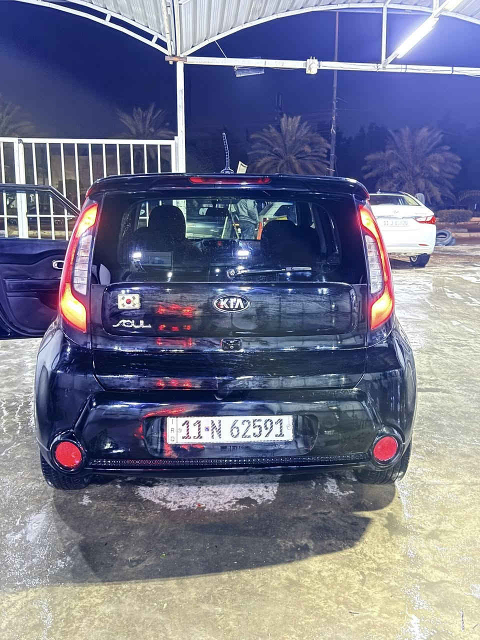 السلام عليكم كيا صول موديل2016 وارد امريكي  ضربتها فقط جاملغ  عكس السايق بدون دواخل  سياره جاهزه من كلشي مال جناي سستم بلادي  تدفئه تبريد صدر تايرات كلش نضيفه السعر 110. للاستفسار اكثر  ***********
