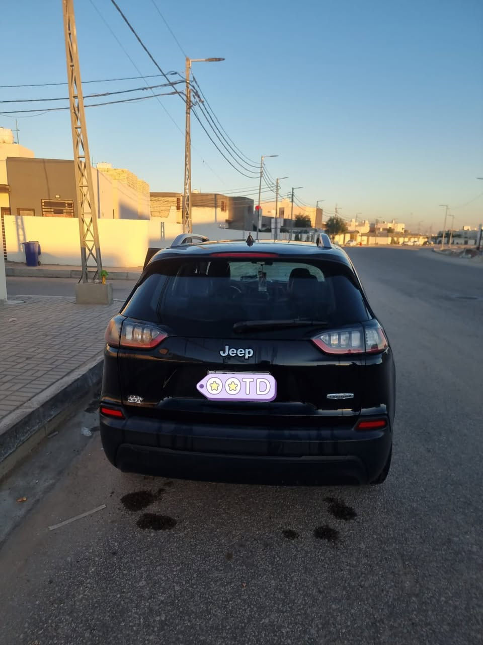 جيب شيروكي مكينه 2400 اربعه سلندر موديل2019 حادثها مثل ماموصف بصوره للبيع125ورقه وتواصل على الرقم

‭0781 144 4214‬
