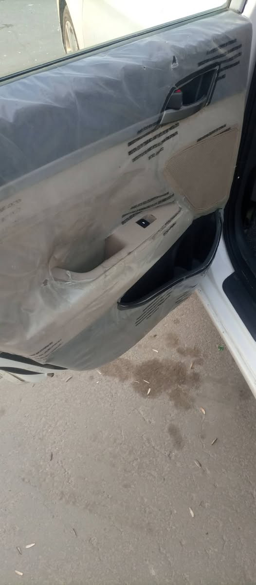 سلام عليكم للبيع النترا خليجي موديل 18
رقم بغداد نكليزي 

سيارة جديدة  بمعنئ الكلمه

فول مواصفات عدا البصمة 

ماشيه 151

محرك 2000 دوش

فتحة سقف 

يدات نيكل 

مري شفط

ويل كب عدد 5 حجم 17

سويج عدد 1

تبريد قطعتين 

ثلاث أنظمة قيادة 

لدات نهاري ليلي

كامرة خلفي

شاشة كبيرة اندرويد 
السيارة(بيها صبغ3قطع)

السعر ١٣٠وبيها مجال مكان السيارة, شارع فلسطين
***********
