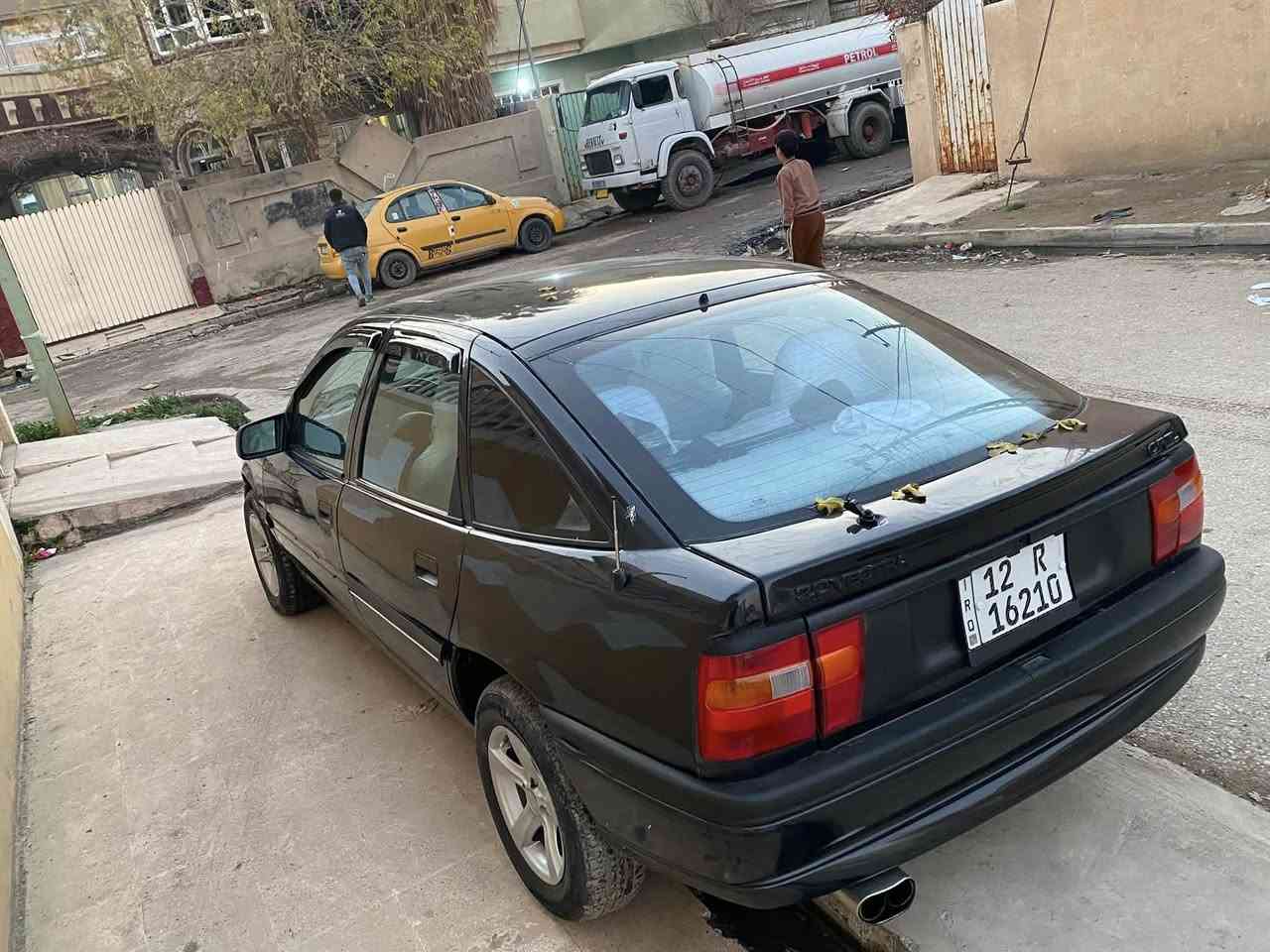 السلام عليكم
للبيع فكترا موديل 93
مكينه 20  سعرها 34
المكان موصل الأيسر 
الرقم ***********
