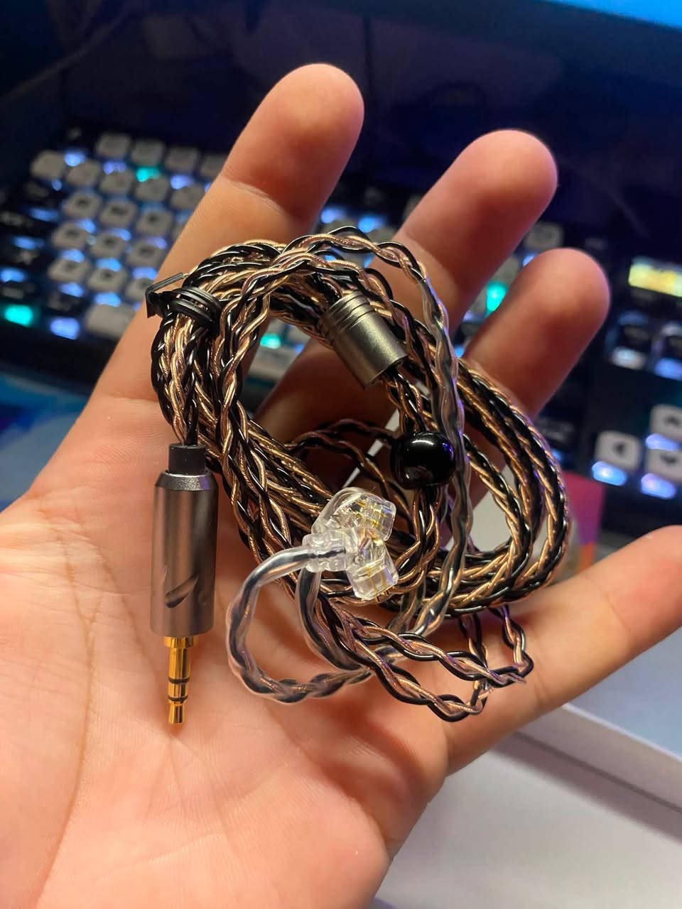سلام عليكم
سلك سماعه  IEM نقل صوت بدون مايك
سعر 10 الف 

حقيبه سماعه صغيره 
سعر : 5 الف 

متوفر توصيل 5


**إذا كنت صاحب هذا الإعلان وتريد حذفه لأي سبب، رجاءا أرسل رسالة إلى الدعم الفني**