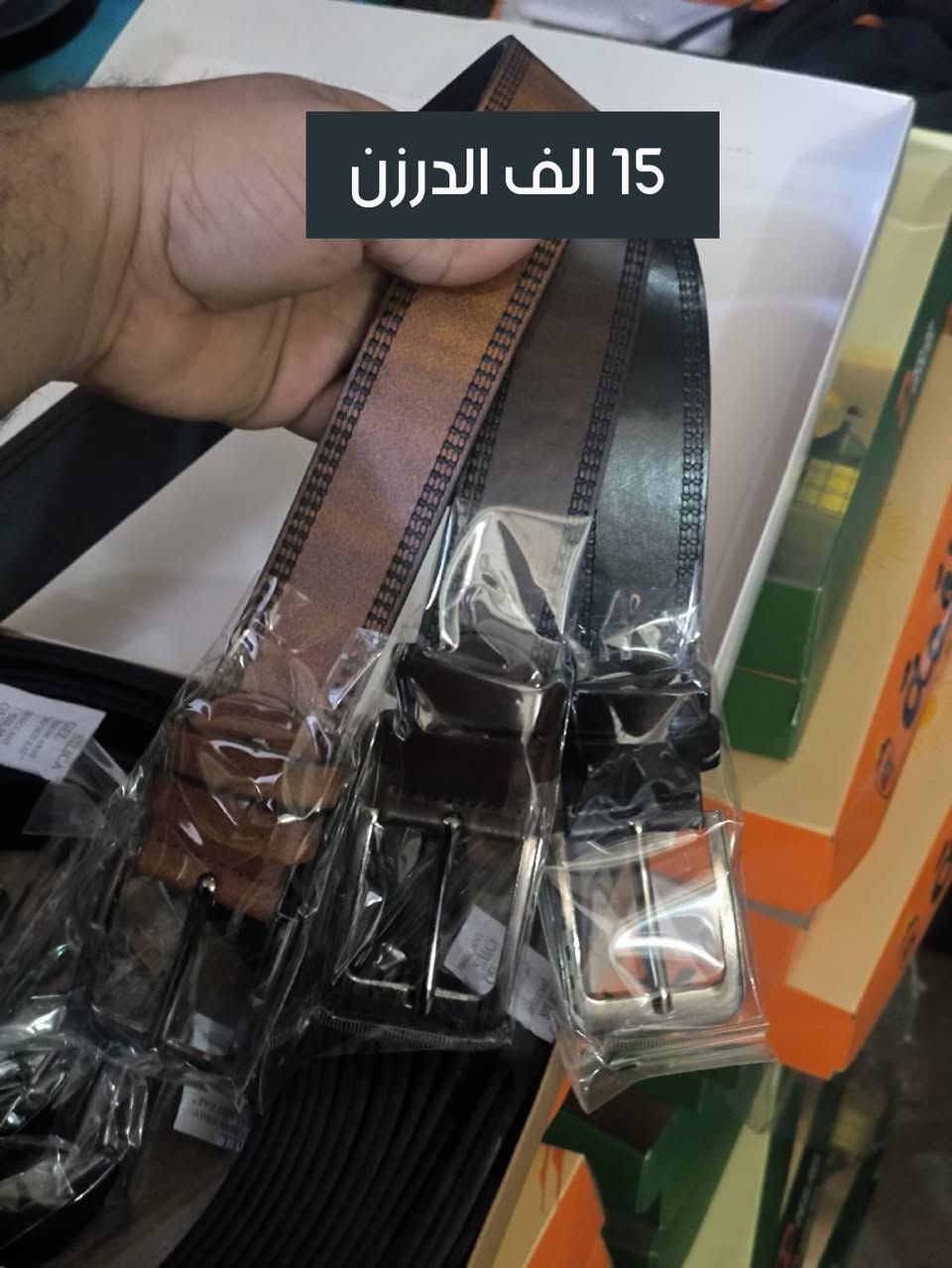 احزمه جملة فقط اقل طلب درزنين *********** يوجد توصيل لجميع المحافظات للحجز يرجى مراسلتنا عبر الخاص او رقم الهاتف 
#حزام #احزمه #جلود #جلد #كراب #مشلح
