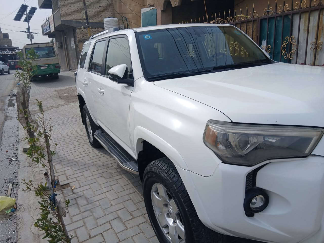 السلام عليكم 
تويوتا فورنر 2019
المكان بغداد 
السياره بسمي 
ماشيه ٧٠
الاستفسار ***********
