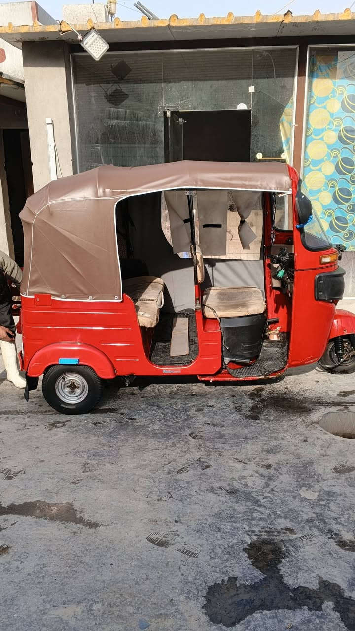 السلام عليكم تكتك بجاج رقم سنويه موديل18 مكينه تجفيت جديد مابيه كل خياس عمرته وصبغته عام مكاني ابو غريب النصر والسلام سعره 5بيه مجال قليل جدا
(***********)
(***********)
