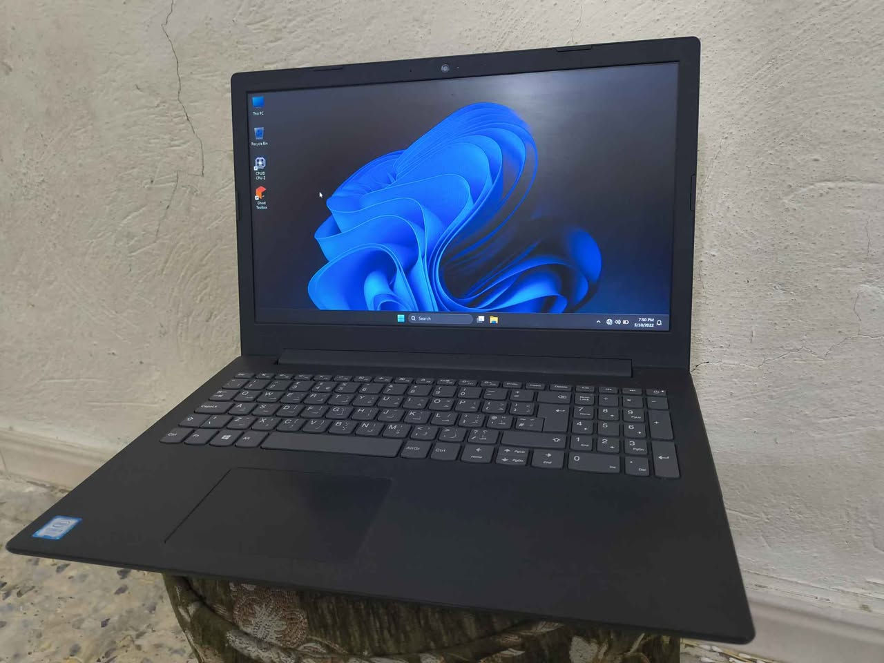 لابتوب لينوفو 
معالج كور 3 جيل السابع 
رام 4 كيكا  ddr4 قابل للزيادة 
هارد 1 تيرا hdd سلم سريع كلش 
كارت شاشة داخلي 2 كيكا 
لابتوب سلم حجم 15.6 انج 
ويندوز 11 برو 
السعر 175 الف 
مكاني بغداد الاعظمية بغداد, العراق


**إذا كنت صاحب هذا الإعلان وتريد حذفه لأي سبب، رجاءا أرسل رسالة إلى الدعم الفني**
