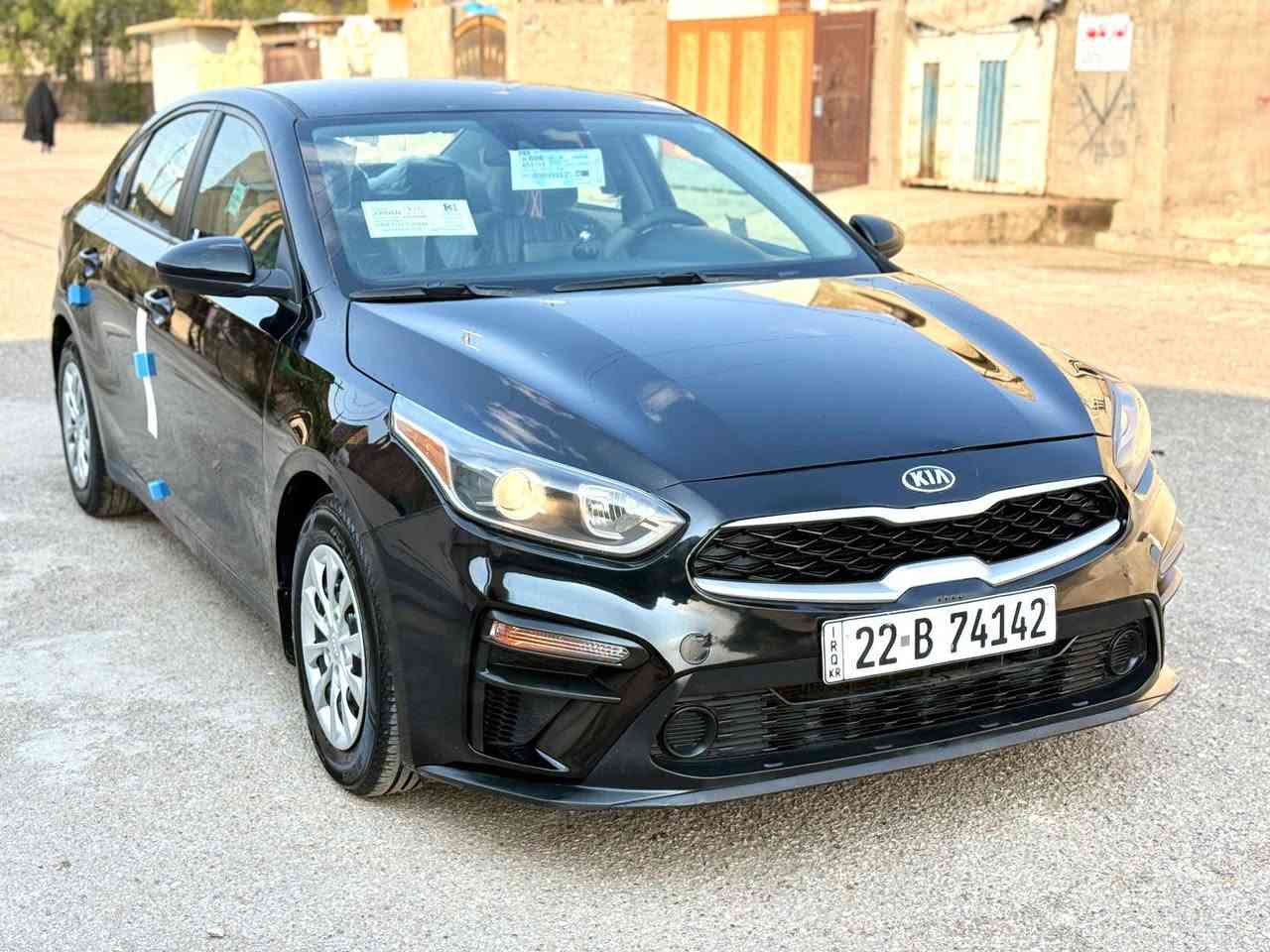 كيا فورتي 2020 لون اسود ملكي
رقم اربيل الدولي الأنكليزي وبأسمي شرط التحويل او الوكاله وسنويته جديده وهزة والبراد كله جديد 

محرك 2000 دوش الأبلادي والكير والمحرك مكفولات 

السياره وارد امريكي حادثه بس قبق جنطه بدون ايرباك بدون اي دواخل شواصي لغود وباقي السياره كله مكفوله كل قطع السياره

مواصفات السياره FE المعروفه 

مثبت سرعه تحديد مسار مانع انزلاق كشن جك ويل كب حساسات خلفيه بلاجكتورات اماميه تحكم مري كهرباء وضعيات قيادة SPORT-ECO تحكمات ستيرن حساس هوه التايرات كشنات تتفئه لايتات auto وغيره 

السياره جاهزه وبدون اي مصرف تخم تايرات جديد جواه صدر امامي خلفي جديد دوشمه جديد جادله 

سعر 128 وبيه مجال للشراي

مكاني بغداد ارصافه  
للستفسار ***********
