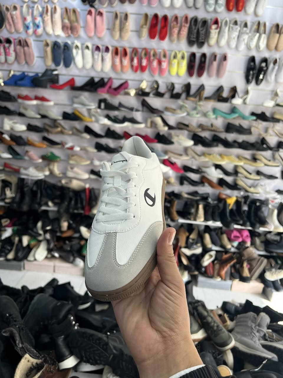 Champion
prestige mix

بالة أوروبية، جديد

قياس: ٤٢
طول القدم: ٢٦،٥

- يوجد التوصيل


**إذا كنت صاحب هذا الإعلان وتريد حذفه لأي سبب، رجاءا أرسل رسالة إلى الدعم الفني**