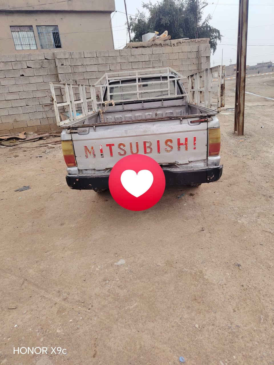 السلام عليكم بيكم مسبوشي موديل 88 كير محرك اكسل شرط  رقم صلا الدين سنوية جديد شرط التحويل سيارة مابيهة اي ظرر بلادية للاستفسار الاتصال على الرقم ***********
