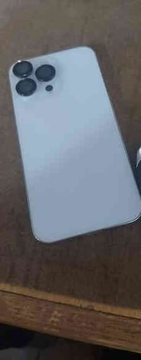 ايفون 14 برو ماكس  ذاكره 128 بطاريه 81 مكانه رمادي 07809946580 سعر 850...