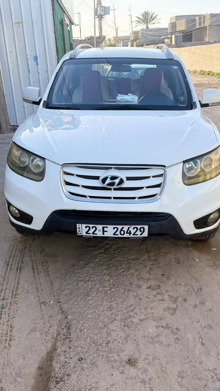 اعتذر عن المراوس بيع نقد 
السلام عليكم
سنتافي للبيع
2012
 محرك ٦
7راكب 
شرط التحويل
سنويه ل٢٠٢٦
الضرر موضح بل سونار
مكان السياره بيجي السعر125 وبيها مجال البيع نقد
رقم الهاتف***********
