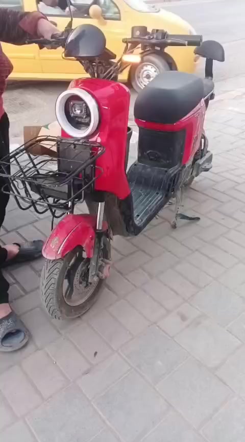 دراجه R9 5 بطاريات للبيع العنوان بغداد منطقه الشعب السعر 350 الف


**إذا كنت صاحب هذا الإعلان وتريد حذفه لأي سبب، رجاءا أرسل رسالة إلى الدعم الفني**