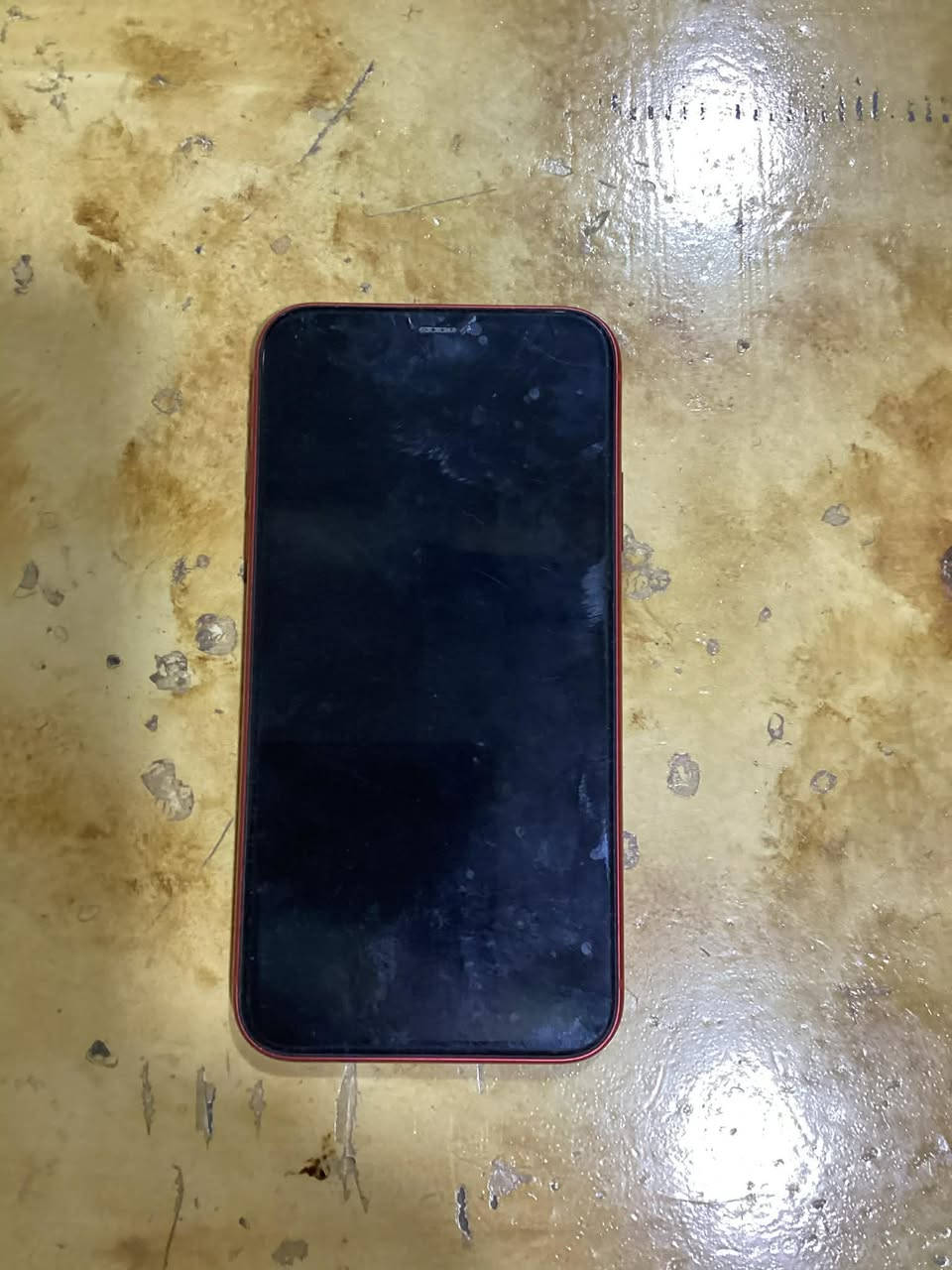 سلام عليكم
آيفون 11عادي للبيع 
بطاريه70
جهاز ممبدل أي شي
ذاكره 128
للاستفسار ***********
