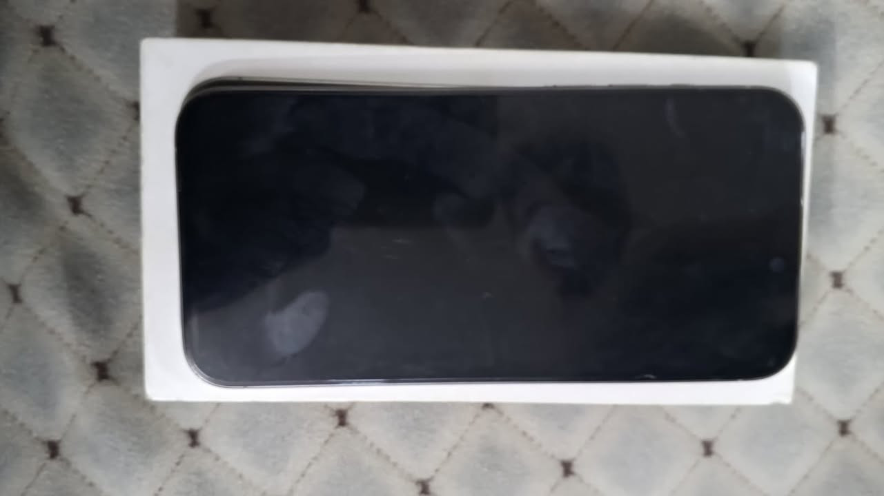 السلام عليكم ايفرون ١٥بروً ماكس البيع بي سواد بل شاشه يلمس بمكان سواد ما مئثر على شاشه ذاكره ٢٥٦ 
بطاريه ١٠٠ما مفتوح  سعر ٦٠٠وبي مجال مكاني 
مدينه الصدر ***********
