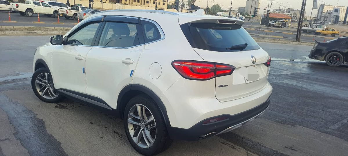 السلام عليكم
Mg hs للبيع
ماشية ٣٩٠٠٠ شرط المحرك والكير بدون صبغ داخلة ضمان  الشركة  لون ابيض نصف مواصفات موديل ٢٠٢١ رقم اربيل 
السعر ١٤٠$ وبيها مال للطيبين


**إذا كنت صاحب هذا الإعلان وتريد حذفه لأي سبب، رجاءا أرسل رسالة إلى الدعم الفني**
