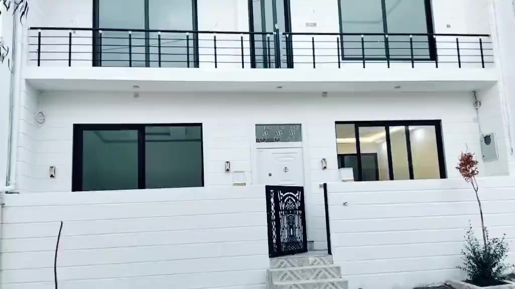 🎨 بيتك يستاهل لمسة فخمة من القمة!

📍 نشتغل محافظات 
✨ نقدم لك أجمل شغل في:
✅ صبغ الواجهات الخارجية
✅ ديكورات داخلية عصرية
✅ تشطيب ناعم ودقيق بأفضل المواد
✅ ألوان على ذوقك وتنفيذ احترافي 💯

🔧 خبرة + ذوق + التزام في المواعيد
📞 للحجز أو الاستفسار: ***********

📸 شوف بعض من شغلنا 👇

🏆 القمة للصبغ والديكور – لأن الجودة ما تنزل عن القمة!

�
