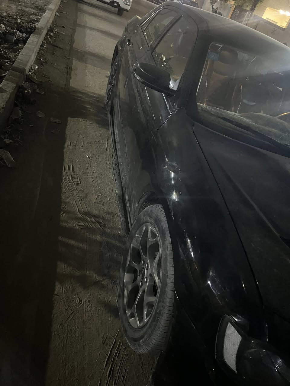 ‏للبيع أوباما موديل 2021 السيارة فول مواصفات ‫واحد عله واحد السياره فول للخير ملاحضه الباب مامبدل بس كين الزكه مالباركود مشليوله انكتبت بلسونار مبدل بس الله شاهد ممبدله والدعايه والبونيد الأصليات موجودات إني حطيت مال اسارتي والصليات موجودات عندي يعني السياره فقط قطعتين صبغ والباقي كفاله السعر 190￼ مكان السياره بغداد البياع وهاذه رقمي ***********
