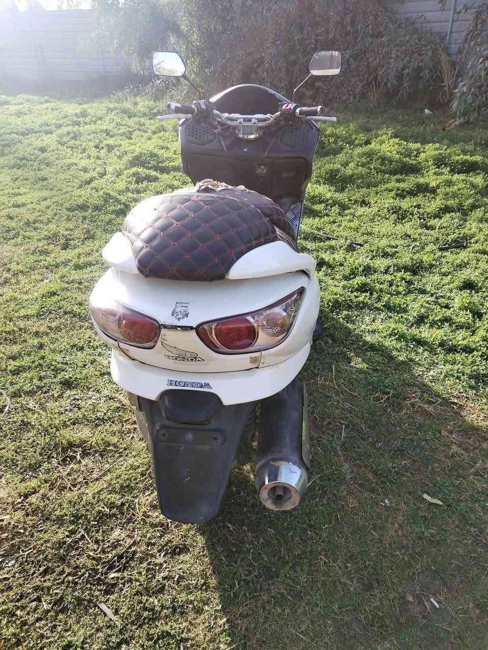 فورزه 08للبيع متواجد خاص سعر 850 مكاني كربلاء طويريج


**إذا كنت صاحب هذا الإعلان وتريد حذفه لأي سبب، رجاءا أرسل رسالة إلى الدعم الفني**