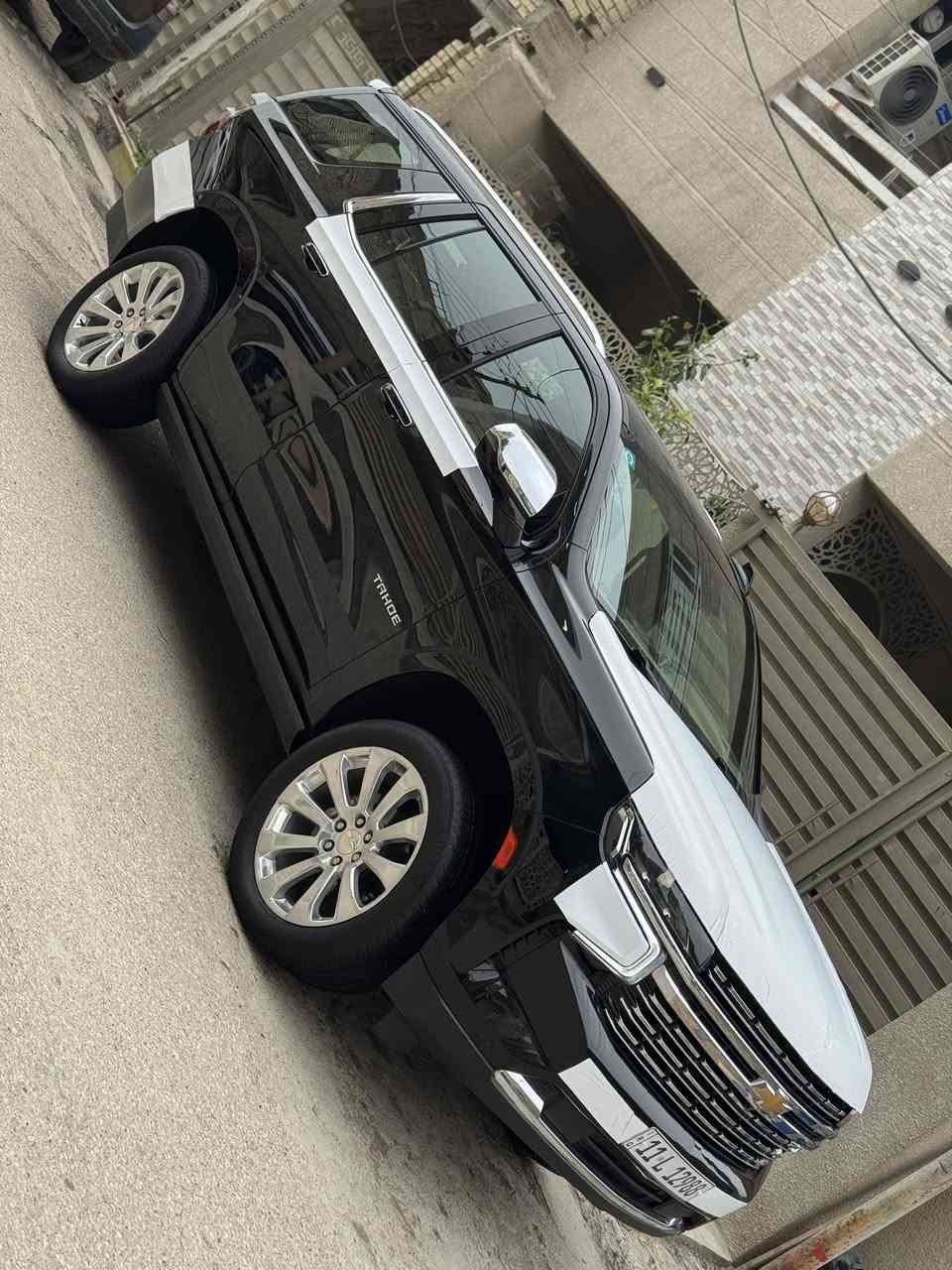 للبيع تاهو برايمر PREMIER خليجية موديل 23  وكالة المنصور بعدهة بالضمان ماشية ٣٣ الف كيلو  رقم بغداد بأسمي كفالة عامة اعلى مواصفات  ١/١:
جكات 
داتا شو (عرض على الجامة الامامية)
بانوراما
كامرات 5 محيطية 360 درجة
٣ شاشات
عدادات شاشة دجيتال
رادار امامي + تحديد مسار
رادار جانبي + نقط عمياء
دوسات كهرباء + انارة led
سستم صوت BOSE
ثلاجة
كشنات جلد بيجي خزن ميموري + هزاز كشن
تبريد تدفئة كشنات امامي + خلفي تدفئة
منافذ شحن usb,hdmi,typeC
ويل حجم ٢٢  كروم 
اشاير مري + مري شفط + هيتر مري
جنطة كهرباء + ستيرن كهرباء
سايد بريك بصمة
داخل بيجي + صاج ملكي
حساس امامي + خلفي
فور ويل
وباقي المواصفات المعروفة والسيارة كفالة عامة  بعدهة بريحة الشركة والسعر 55,800$ للاستفسار ***********
