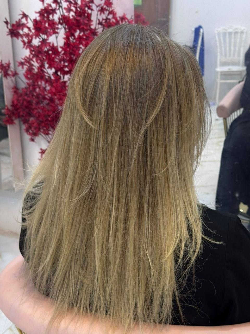 ⁨ ⁨ صبغ شعر بتكنيك لولايت مناسب جداً للشيب 🤍😍
📍 الإسكان الصناعي نزله الجامع قرب أسواق ام البنين مقابيل مأكولات جبل لبنان (السنتر مفتوح  من 2ظهراً الى9 مساءً)
📩 للحجز على   
***********

