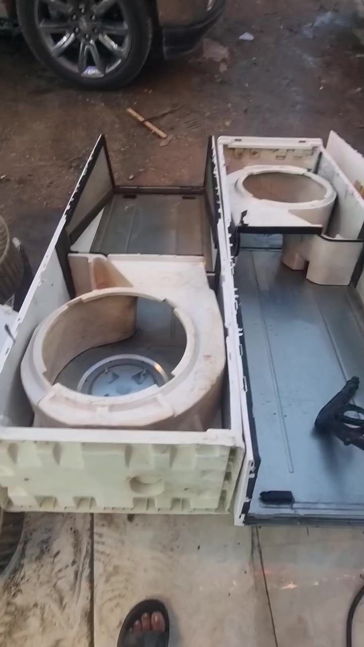 ورشه عباس لصيانت اجهزه التبريد بديوانيه ***********
