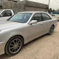 كراون • V6 • ٢٠٠١