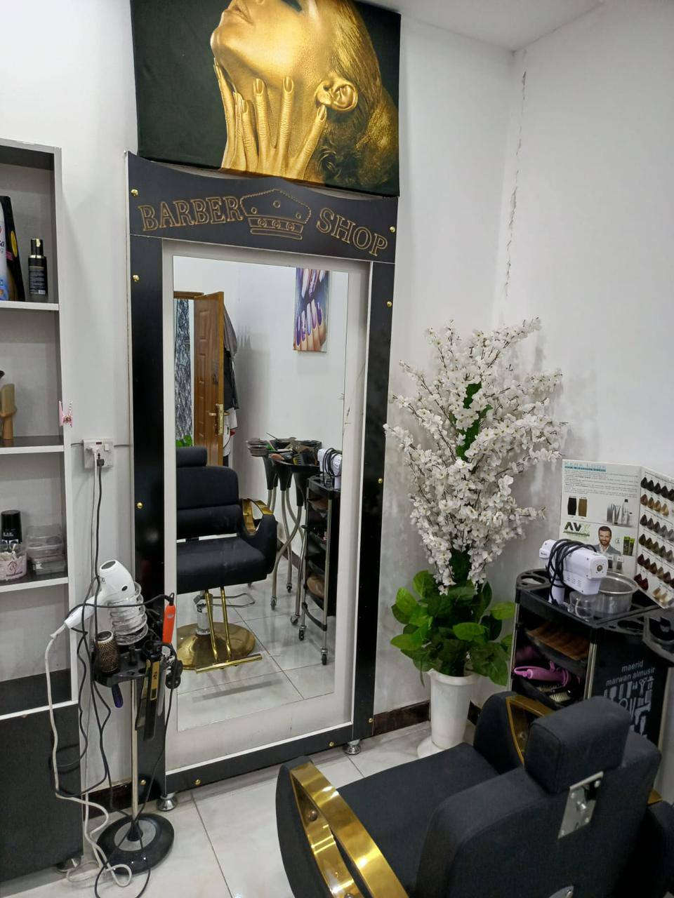 غراض نضيفه للبيع كلمن وسعره ***********
