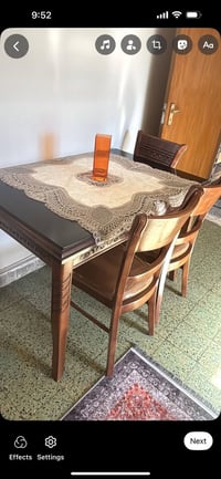 ميز خشب زان • ٤ كراسي • بنايلون