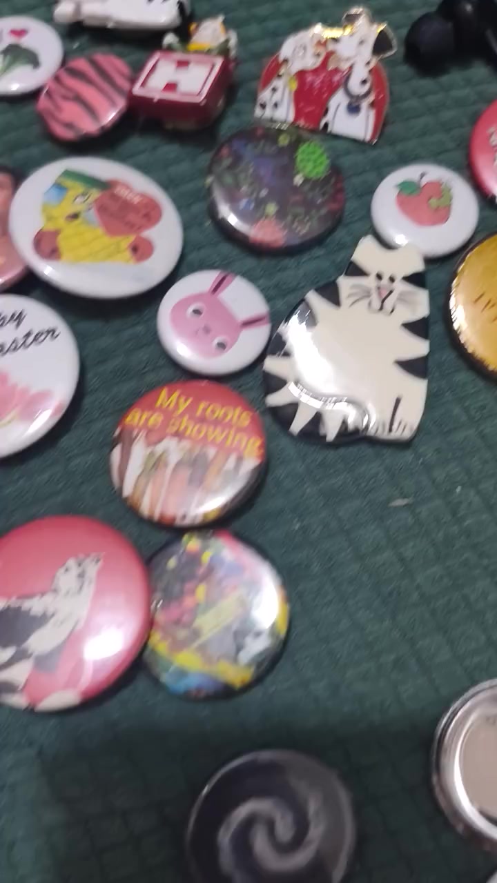 السلام عليكم.بروشات بهالشكل 170 بروش انطوني سعر بيهن والف عافية


**إذا كنت صاحب هذا الإعلان وتريد حذفه لأي سبب، رجاءا أرسل رسالة إلى الدعم الفني**