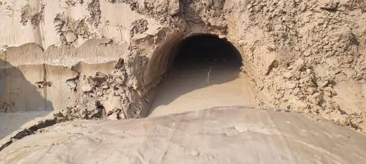 سلام عليكم
متوفر حفر مخفي (HDD) للحفر اسفل الشارع ومد الأنابيب كل الاحجام والقياسات وكيبلات الكهرباء في محافظة الانبار وكل محافظات العراق
 " بأي مكان بالمحافظة نجيك " كادر متخصص بالكشف والتقييم والحفر بأسعار مناسبة 
التواصل خاص او على الرقم 
*********** واتساب فقط 
*********** اتصال فقط
