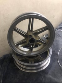 🙋‍♂️سلام عليكم وياله نجمه ومشيف للبيع الوياله وكاله وتايرات جلاتين اصل...