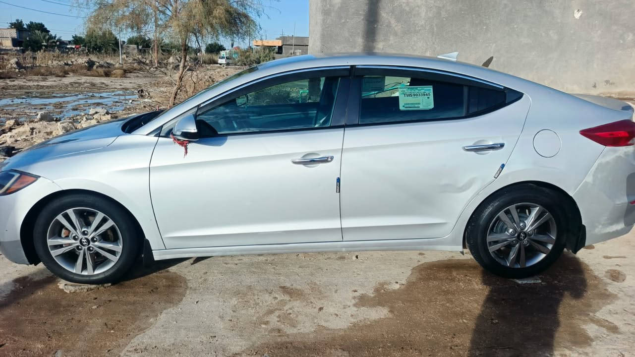 النتره موديل ١٧ وارد امريكي حادثه بنيد فقط بدون ايرباك السياره كلش حلوه احله من الصوره وجهازه مكرك كير شرط الحداديه شرط  تخم تاير نص فول

محرك وكير كامره دواره

السياره مال جناي جهازه خير من الله
لاستفسار ***********
