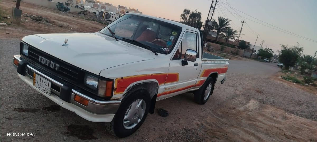 سلام عليكم بيكم للبيع موديل 88رقم صلاح الدين بيه صبغ بس بنيد سياره حلوه مال جناي 4كير تيوته مكان ديالى العظيم مكلف بل نشر 
***********
***********
