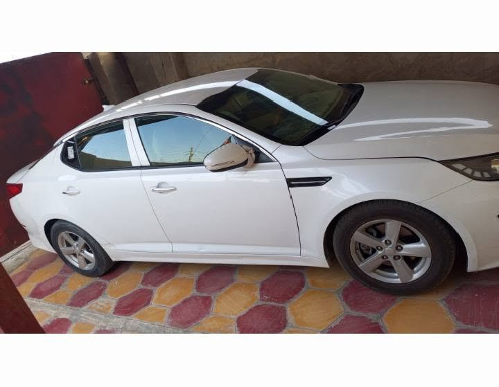 كيا اوبتيما موديل 15 وراد أمريكي حادثها جاملغ خلفي جهة اليمنه مكانها ديوانية مالكها بالسماوه كلشي بيها شغال وعلى شرط الفحص السعر 105
تفاصيل أكثر اتصل أو واتساب على هذا الرقم ***********
