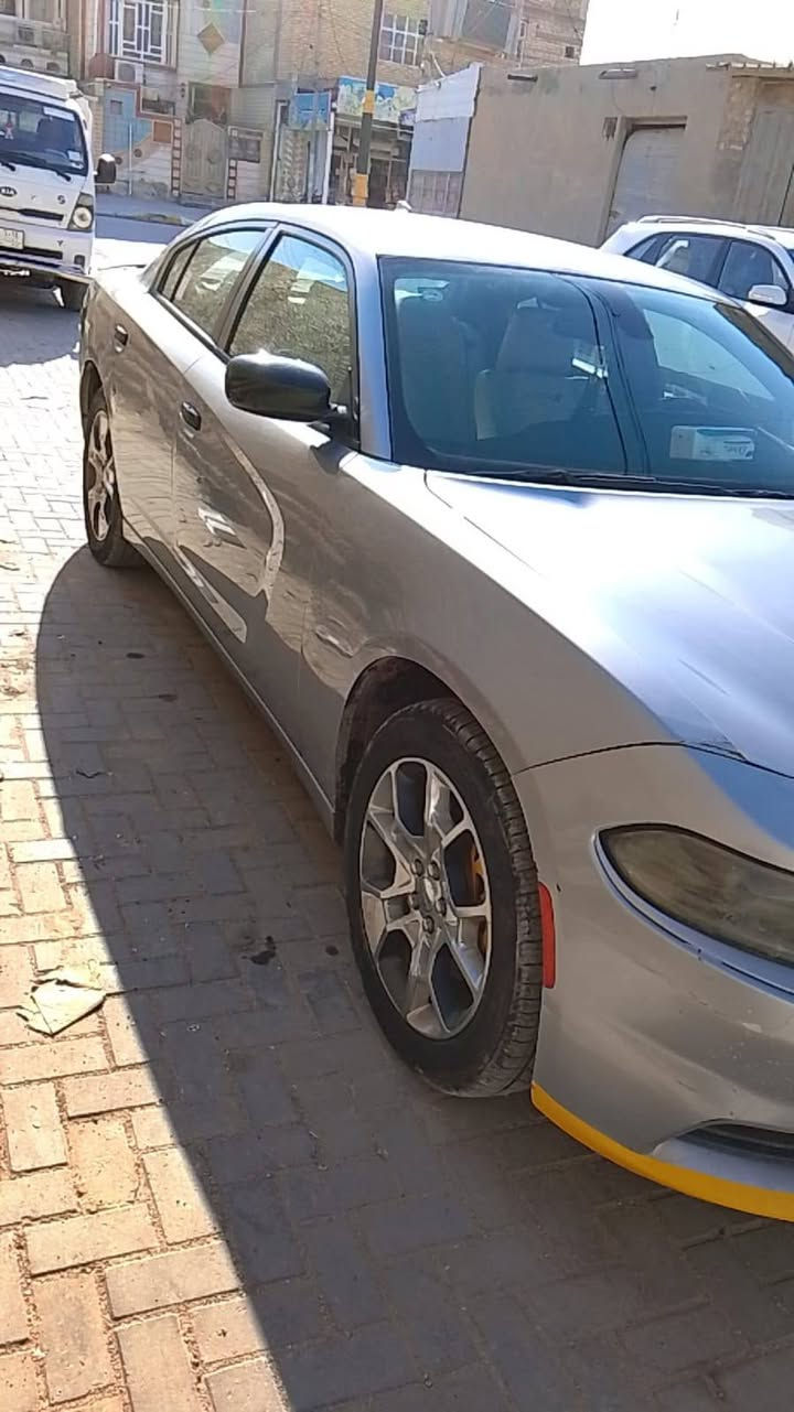 السلام عليكم
جارجر موديل 2016  فوريل رقم انكليزي دولي جاهزة من كلشي كفالة عدا حدثها الموجود بالصور السعر 170 ورقة وبيه مجال للشراي مكانها محافظة المثنى قضاء الرميثة للاستفسار الاتصال
 ع رقم ‭٠٧٨٠ ٢٢٦ ٩٣٣٠
