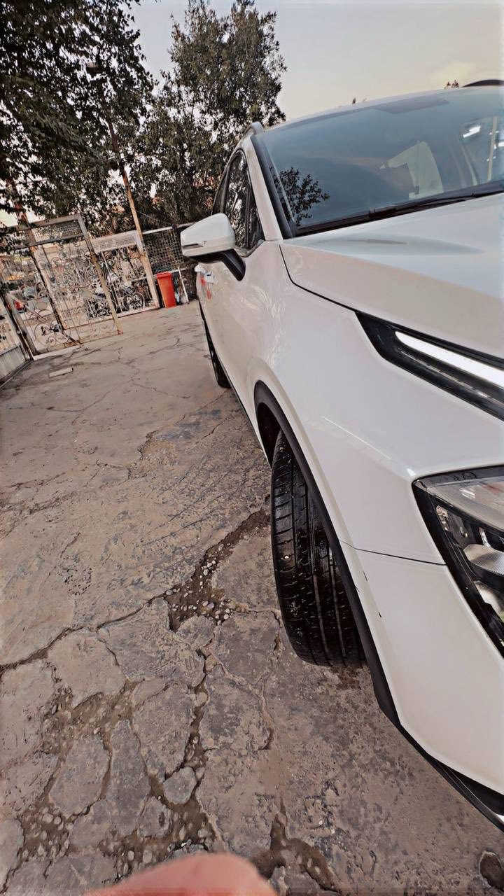 سلام وعليكم كيه سبورتج خليجيه مكفووله كفاله عامه بيه بس طخه بل ما تبين بل جاملغ وبيه رصعيتين مال حصويه بل قماره ما يبينن صغار 
السياره مكفوله من الصبغ والضربه 
ماشيه 27
رقم اربيل تحويل ثاني يوم
السياره فول موصفات ما عده الفتحه
موديل 2024
السعر 220
رقم ***********
