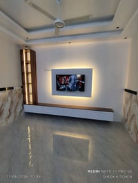 مساء الخير.....  نقدم لكم  TV UNIT حسب طلب الزبون❤️  تصميم عريق  ورونق...