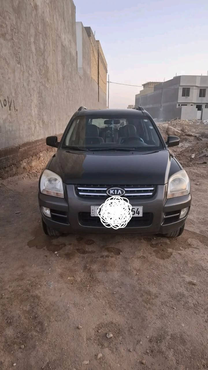 سلام عليكم
 سبورتج كير عادي وراد كوري دواخل اسود موديل ٢٠٠٧ كفالة عامة عامة جاهزة من كلشي تخم تاير جديد تبريد ثلج رقم دهوك باسم كردي ماشية ١٦٤ الف محرك ٢٠٠٠ مكان السيارة السماوة السعر دفتر وبيهة مجال بسيط كلش


**إذا كنت صاحب هذا الإعلان وتريد حذفه لأي سبب، رجاءا أرسل رسالة إلى الدعم الفني**