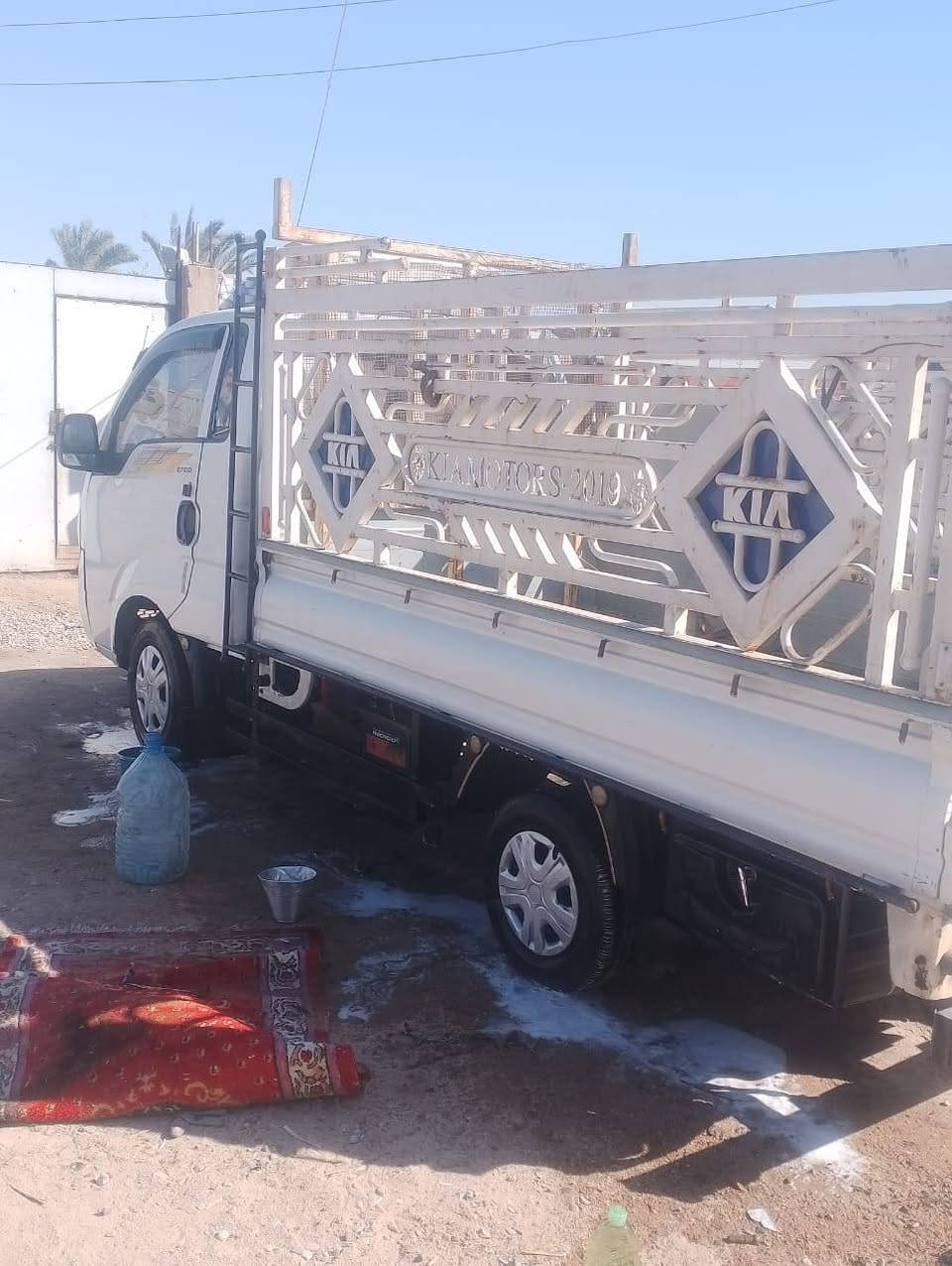 السلام عليكم.سياره بنكوو نثيه موديل 2017 البيع .الاشراي يتوصل معه هذه الارقم ***********. المكان البصره هارثه
