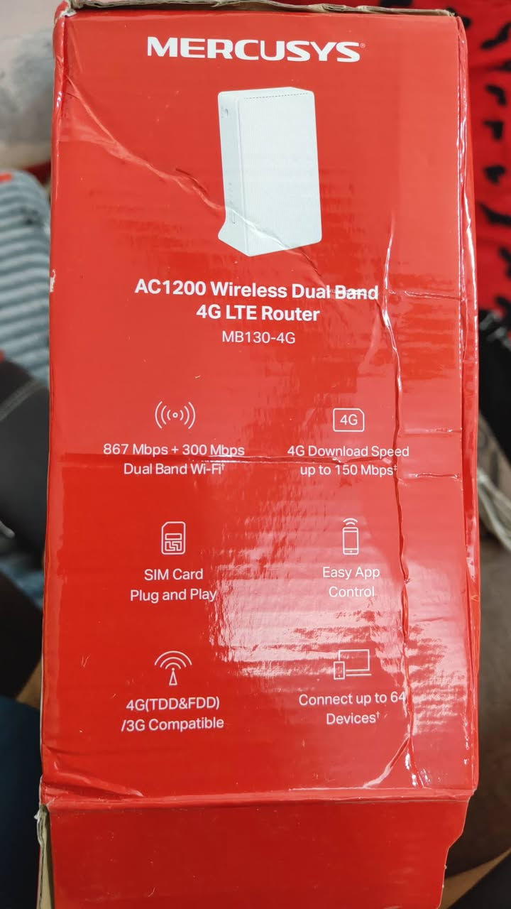 راوتر  شركة MERCUSYS الغنيه عن التعريف شريحه ونانو متعدد الاستخدام  يستقبل 30 جهاز نت ولا غلطه الس.. ع.. ر 40الف قفل جديد ما مستخدم  سعره تره فوك ال50 
***********
***********
