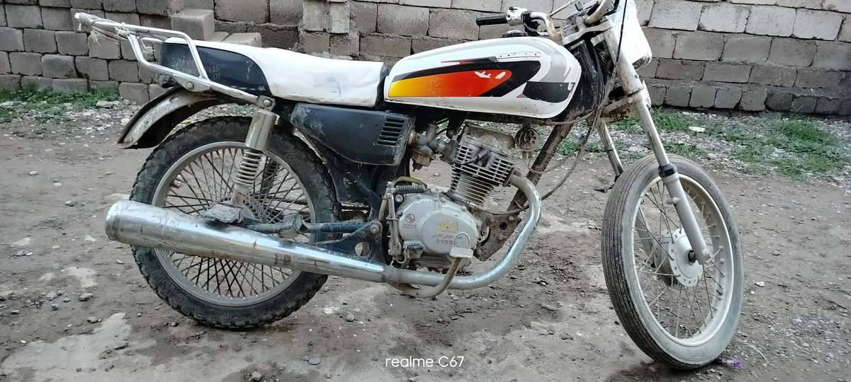 السلام عليكم ماطور بارت للبيع  السعر 150 و بي مجال او مراوس اب ماطور شحن او هوائيه


**إذا كنت صاحب هذا الإعلان وتريد حذفه لأي سبب، رجاءا أرسل رسالة إلى الدعم الفني**