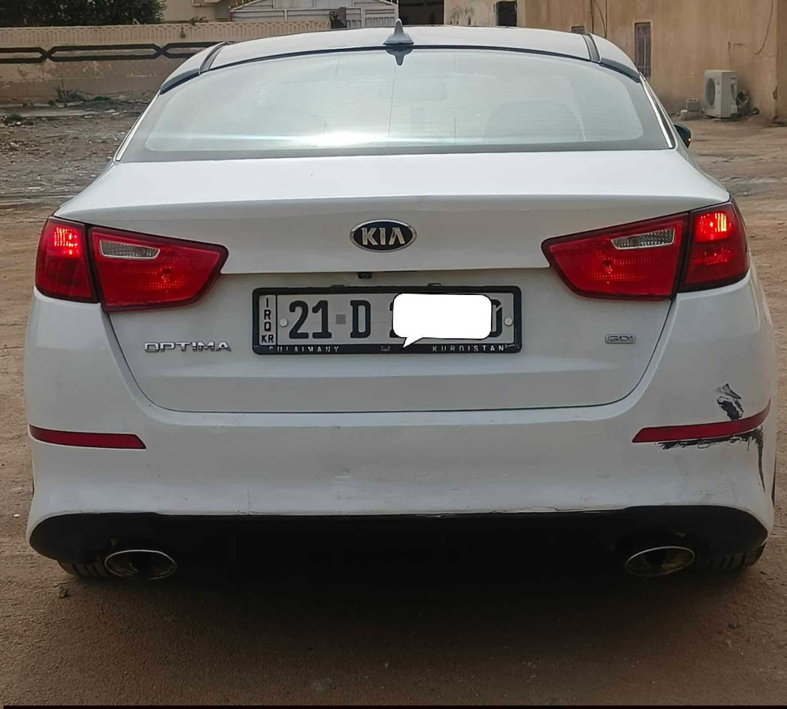 السلام عليكم للبيع اوبتما 2015 وارد امريكي كلين تايتل  مصبوغه حزام اثر شخوط بدون ضربه  محرك 2400 ماشيه 155الف رقمه اربيل باسم عربي تحويل ثاني يوم للبيع او الامراوس السعر 110اوبيه مجال العنوان الديوانيه الاستفسار الاتصال او مراسله الصفحه ***********
