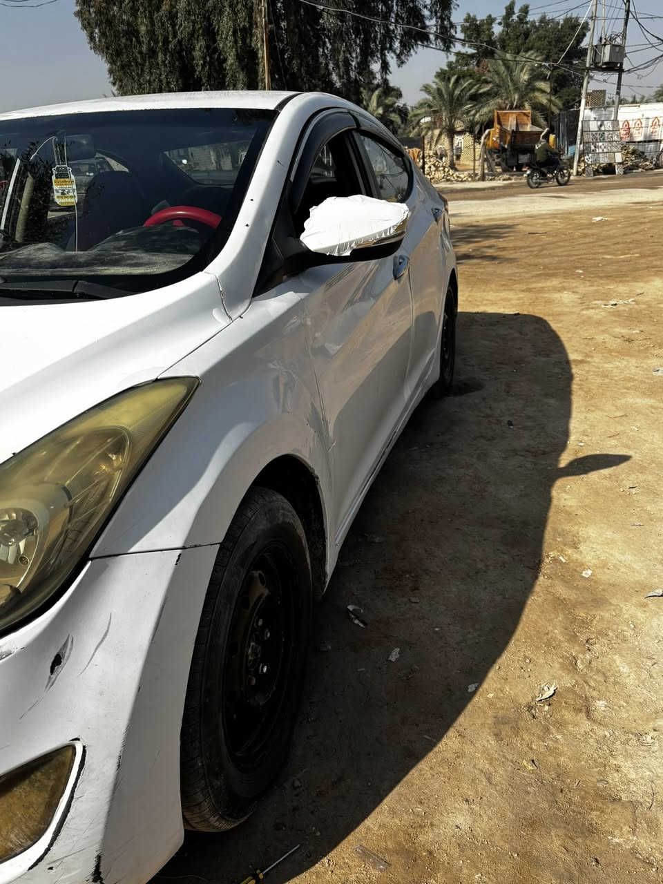 النترا موديل ٢٠١٢ السعر ٨٠ وبيها مجال 

***********
خاص ماعندي خابر وتدلل
